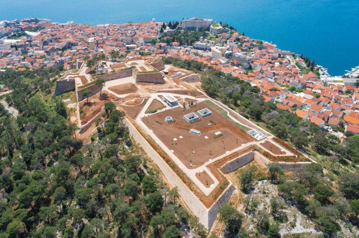 Apartment L&L Šibenik Kültér fotó
