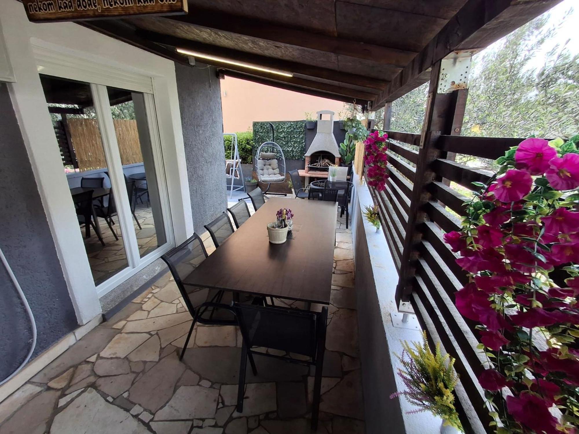 Apartment L&L Šibenik Kültér fotó